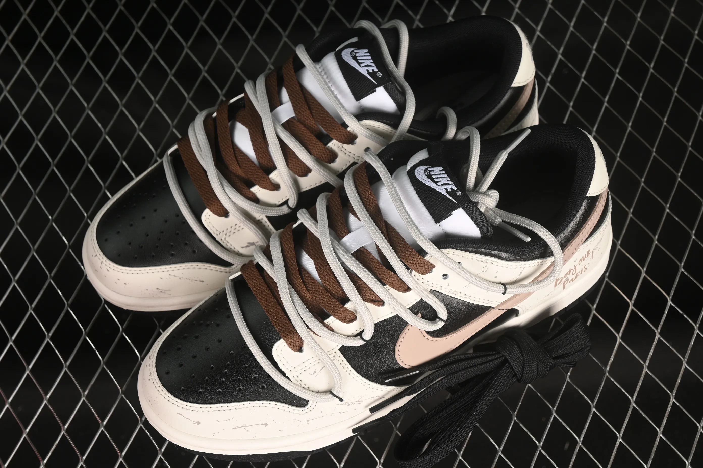 All categories Nk SB Dunk series Nk SB Dunk Low low-top sneakers Nk Dunk Low Caramel three-point sweet High Street Panther Mocha SB strap low-top casual sneakers DD1391-100
